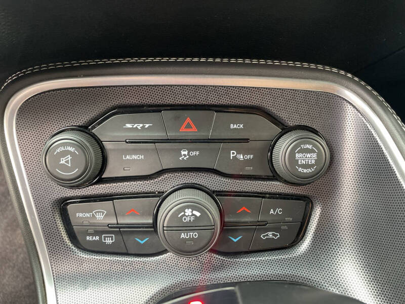 2015 Dodge Challenger SRT 392