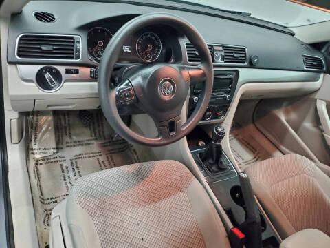 2015 Volkswagen Passat 1.8T S