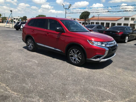 2018 Mitsubishi Outlander for sale at Northeast Motor Company in Universal City TX