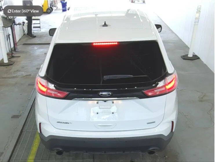 2020 Ford Edge SE