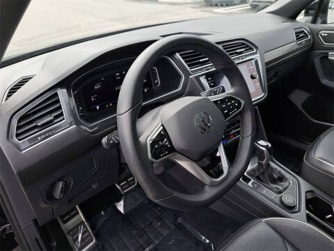 2022 Volkswagen Tiguan SEL R-Line 4Motion