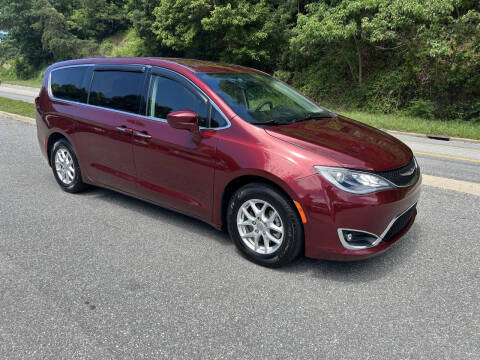 2020 Chrysler Pacifica Touring