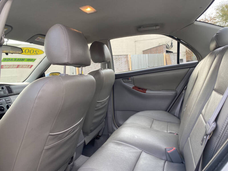 2003 Toyota Corolla LE