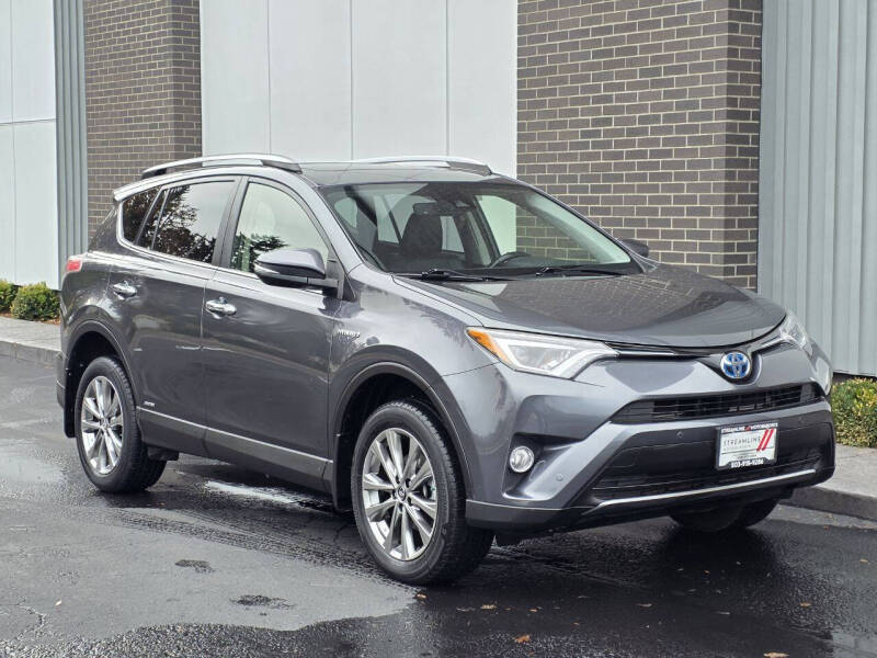 2017 Toyota RAV4 Limited's photo