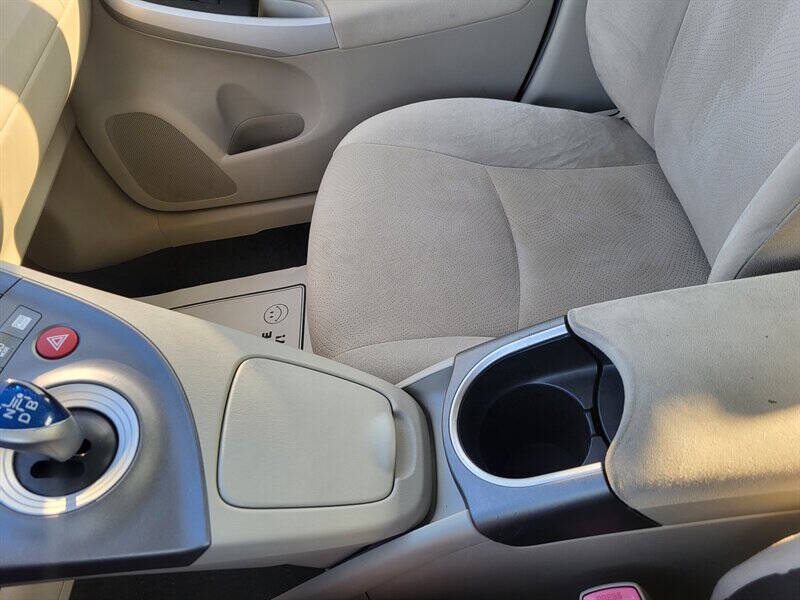 2012 Toyota Prius Two