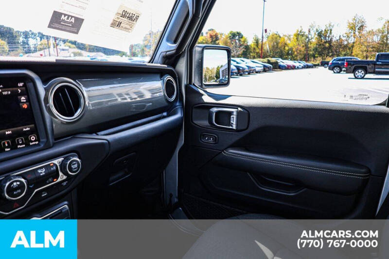 2023 Jeep Gladiator Overland