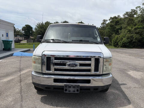 2009 Ford E-Series E-350 SD XLT