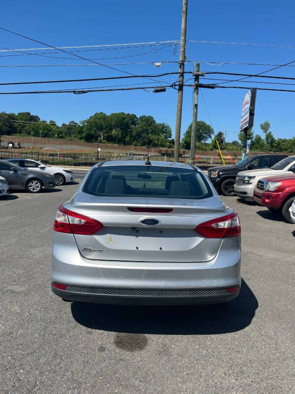 2012 Ford Focus S