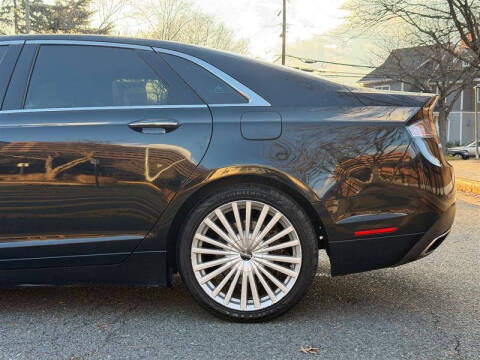 2017 Lincoln MKZ Reserve