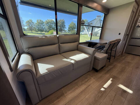 2026 Alliance RV Paradigm