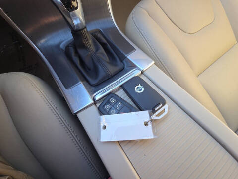 2015 Volvo XC60 T5 Drive-E Premier