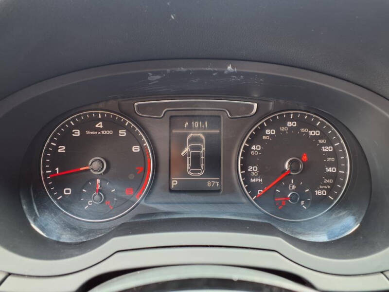 2018 Audi Q3 2.0T Premium Plus