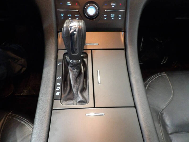 2014 Ford Taurus SEL