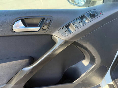 2012 Volkswagen Tiguan S