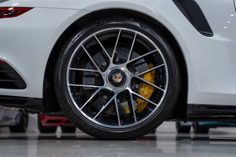 2018 Porsche 911 Turbo S