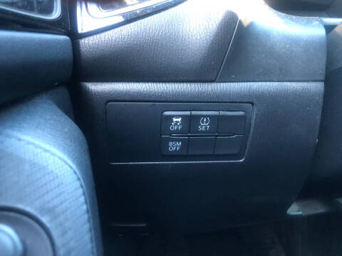 2016 Mazda MAZDA3 i Touring