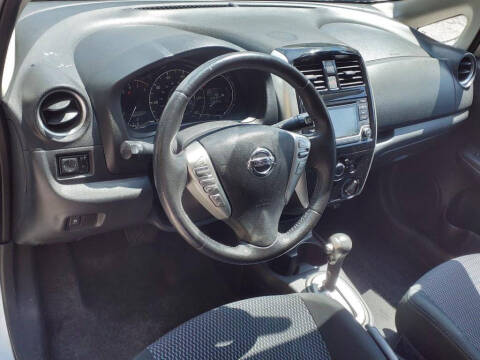 2016 Nissan Versa Note SV