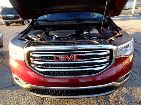 2017 GMC Acadia SLE-2