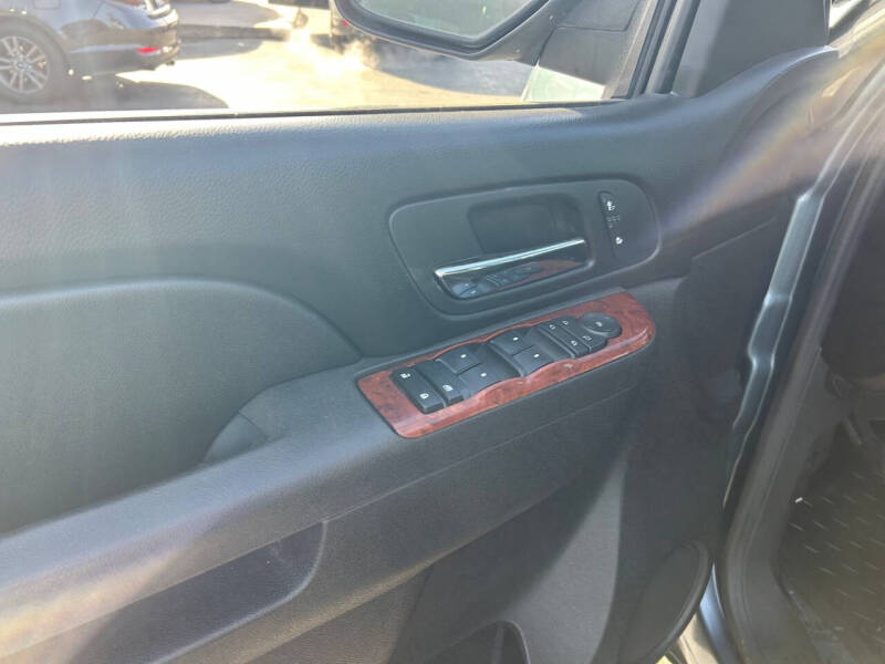 2012 Chevrolet Avalanche LT