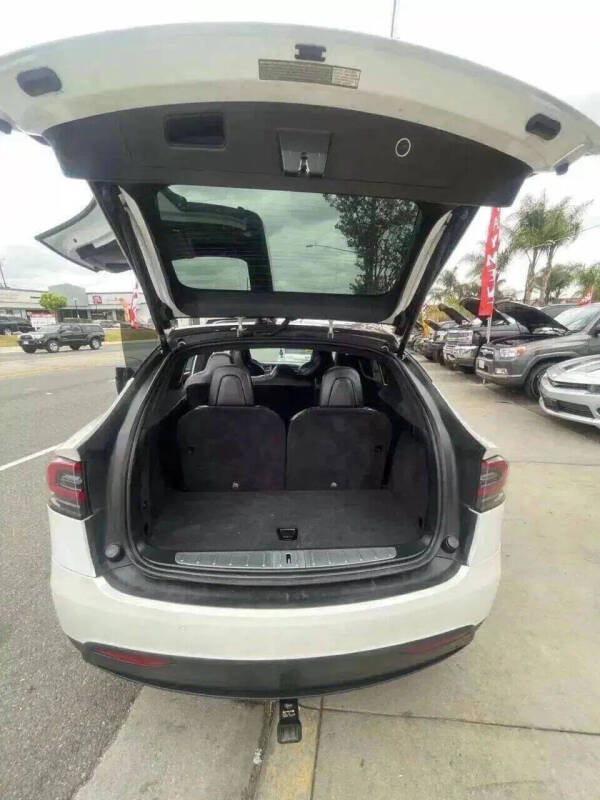 2017 Tesla Model X 75D