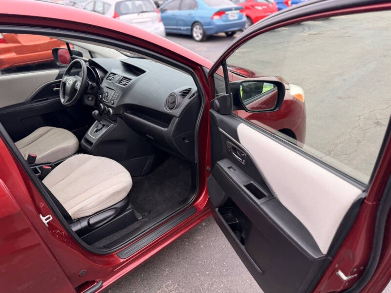 2012 Mazda MAZDA5 Sport