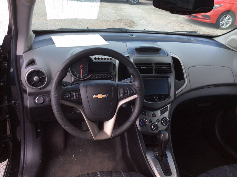 2016 Chevrolet Sonic LT Auto