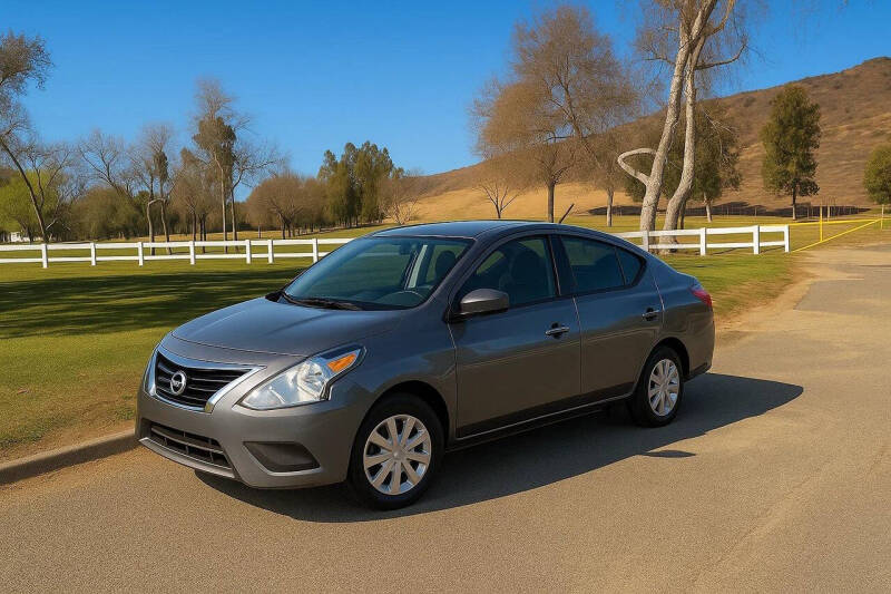 2017 Nissan Versa 1.6 S Plus