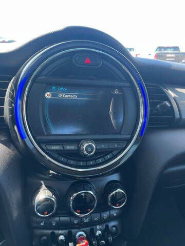 2017 MINI Hardtop 4 Door Cooper