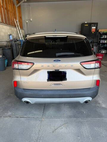 2021 Ford Escape SEL