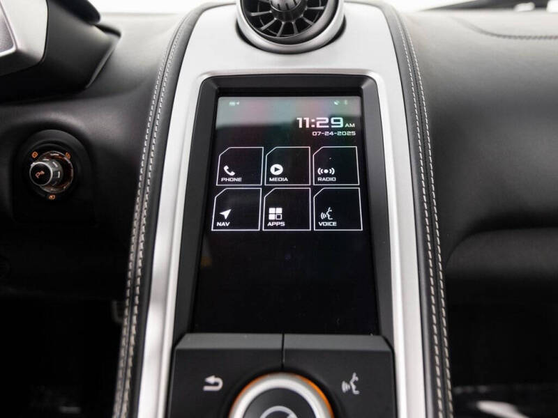 2012 McLaren MP4-12C