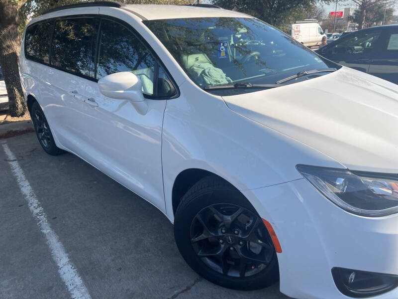 2020 Chrysler Pacifica Touring L Plus