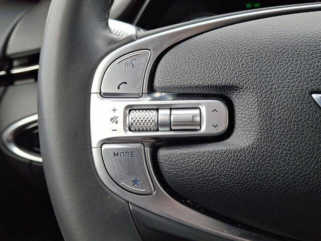 2025 Genesis GV70 2.5T Standard