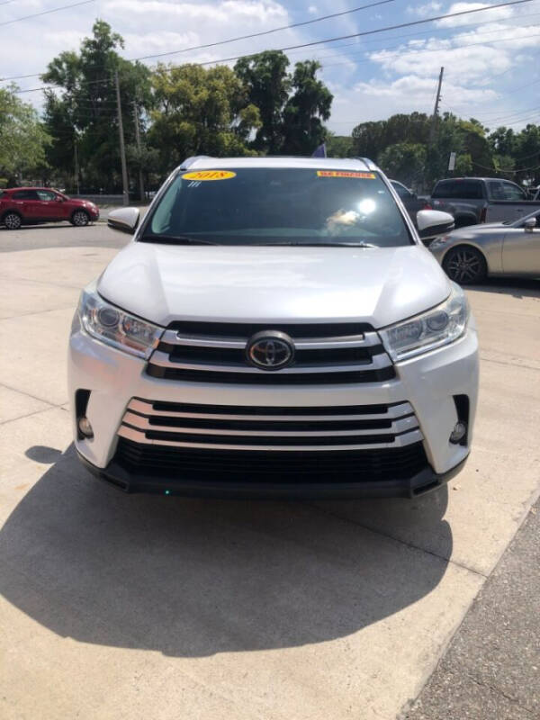 2018 Toyota Highlander XLE's photo