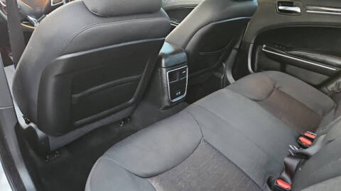 2019 Chrysler 300 Touring