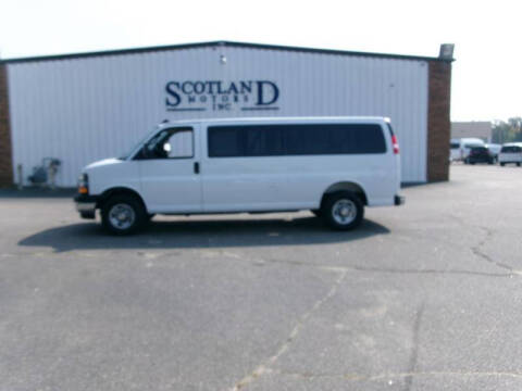 2025 Chevrolet Express LT 3500