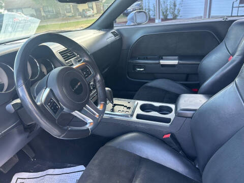 2012 Dodge Challenger SRT8 392