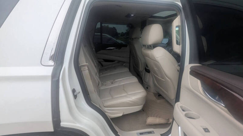 2015 Cadillac Escalade Luxury