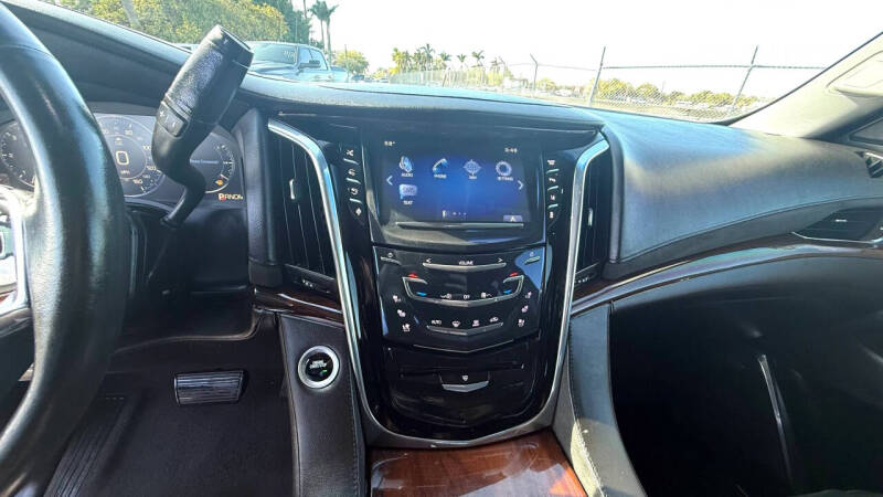2015 Cadillac Escalade Premium