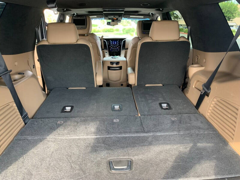 2018 Cadillac Escalade Platinum