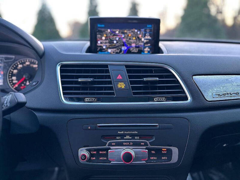 2017 Audi Q3 2.0T quattro Premium Plus