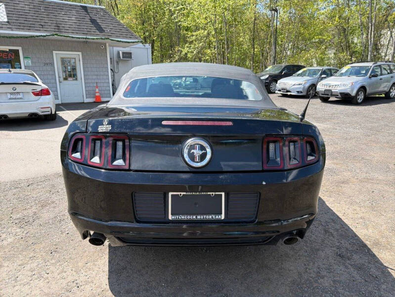 2014 Ford Mustang V6