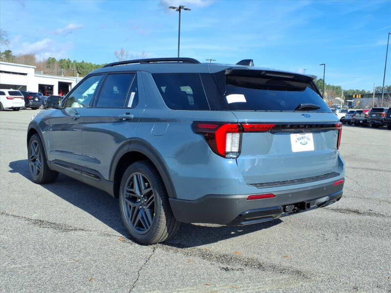 2026 Ford Explorer ST-Line