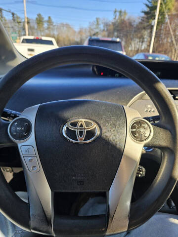 2013 Toyota Prius Two