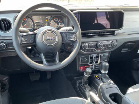 2025 Jeep Gladiator Willys