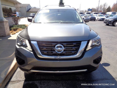 2019 Nissan Pathfinder S