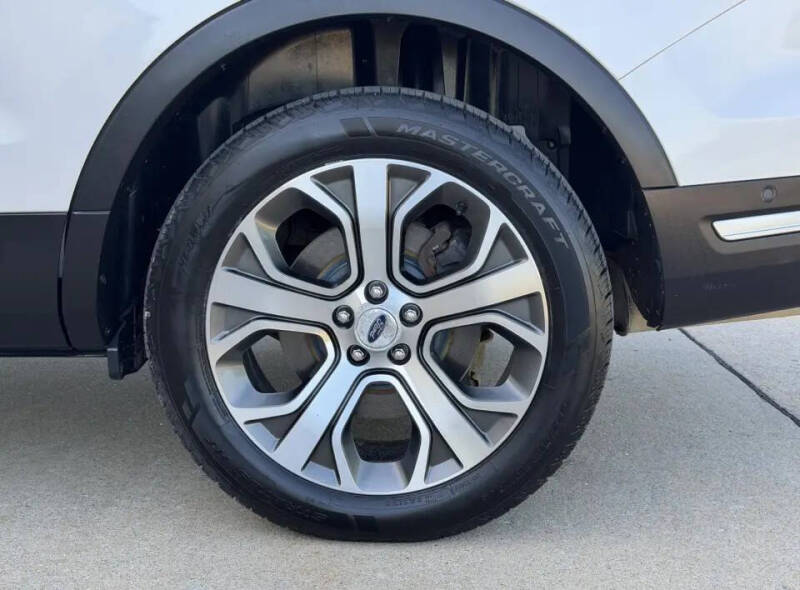 2018 Ford Explorer Platinum
