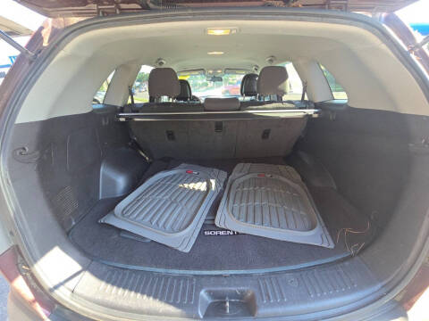 2011 Kia Sorento LX