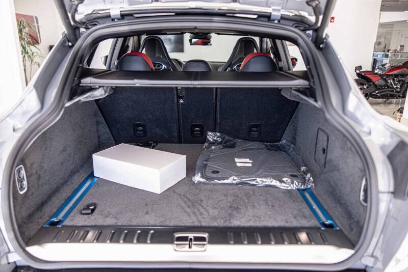 2026 Aston Martin DBX S