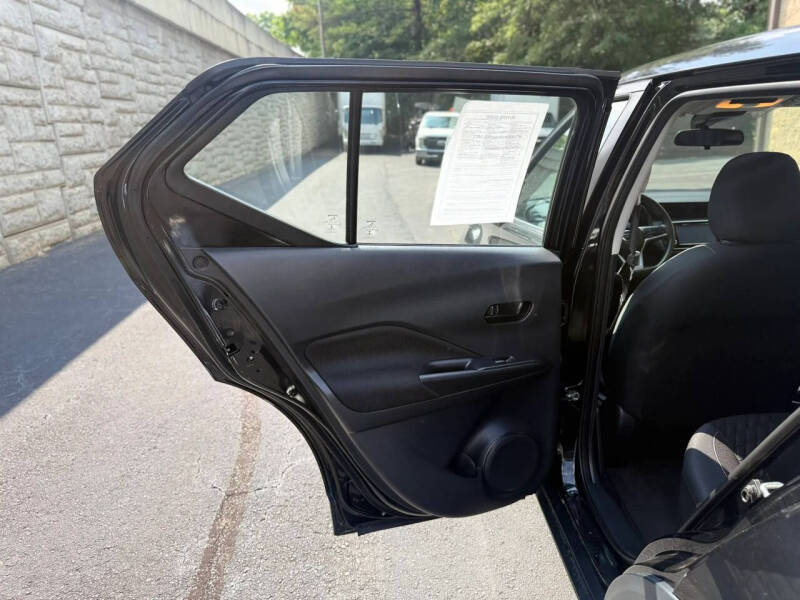 2021 Nissan Kicks S