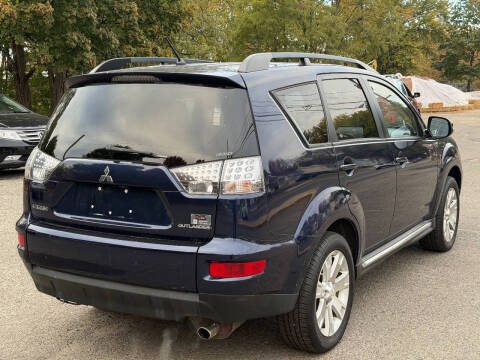 2012 Mitsubishi Outlander SE
